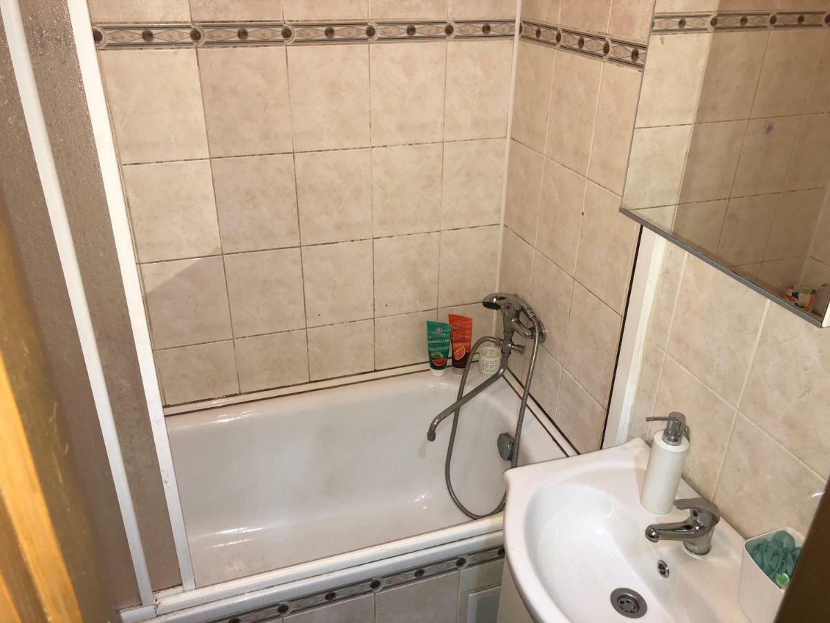 Apartman V Centru Mostu Apartment Luaran gambar
